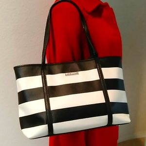 Like new Dana Buchman tote bag